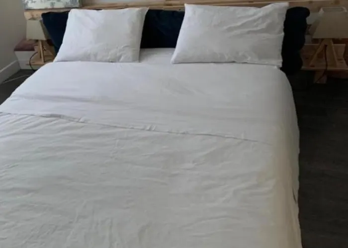 Agreable Derriere Les Arenes De Holiday home Nimes